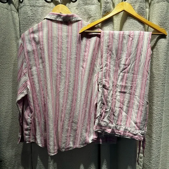 Victoria's Secret Pink Striped Pajama Set - Picture 6 of 6